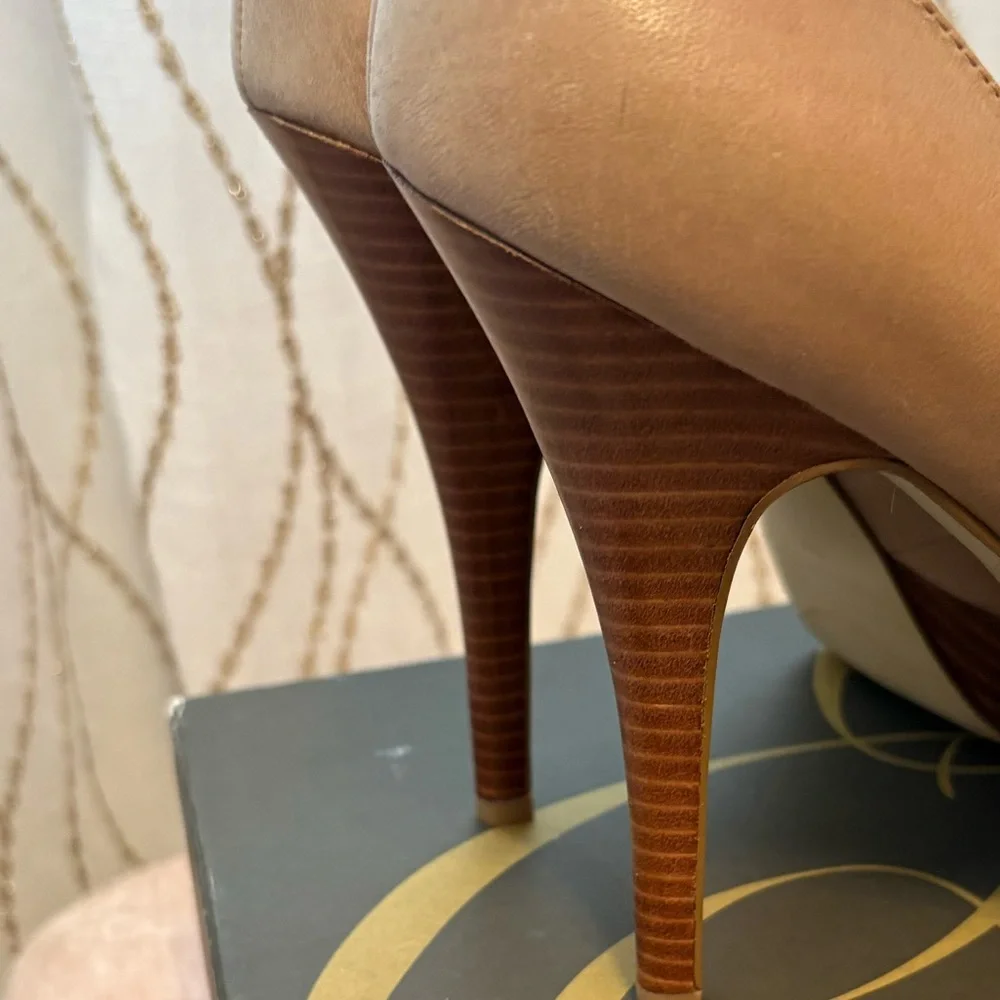 Enzo Angiolini Easully Leather Platform Pumps size 8.5 new with Box